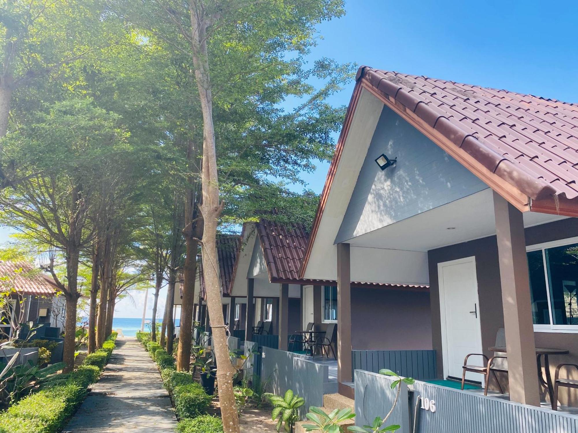 Bella Vista Beach Resort Koh Lipe Eksteriør billede
